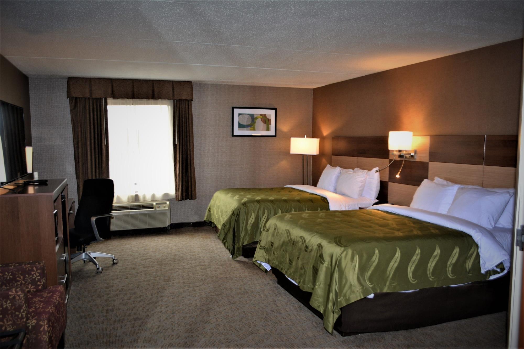 Quality Inn Hackettstown - Long Valley Buitenkant foto