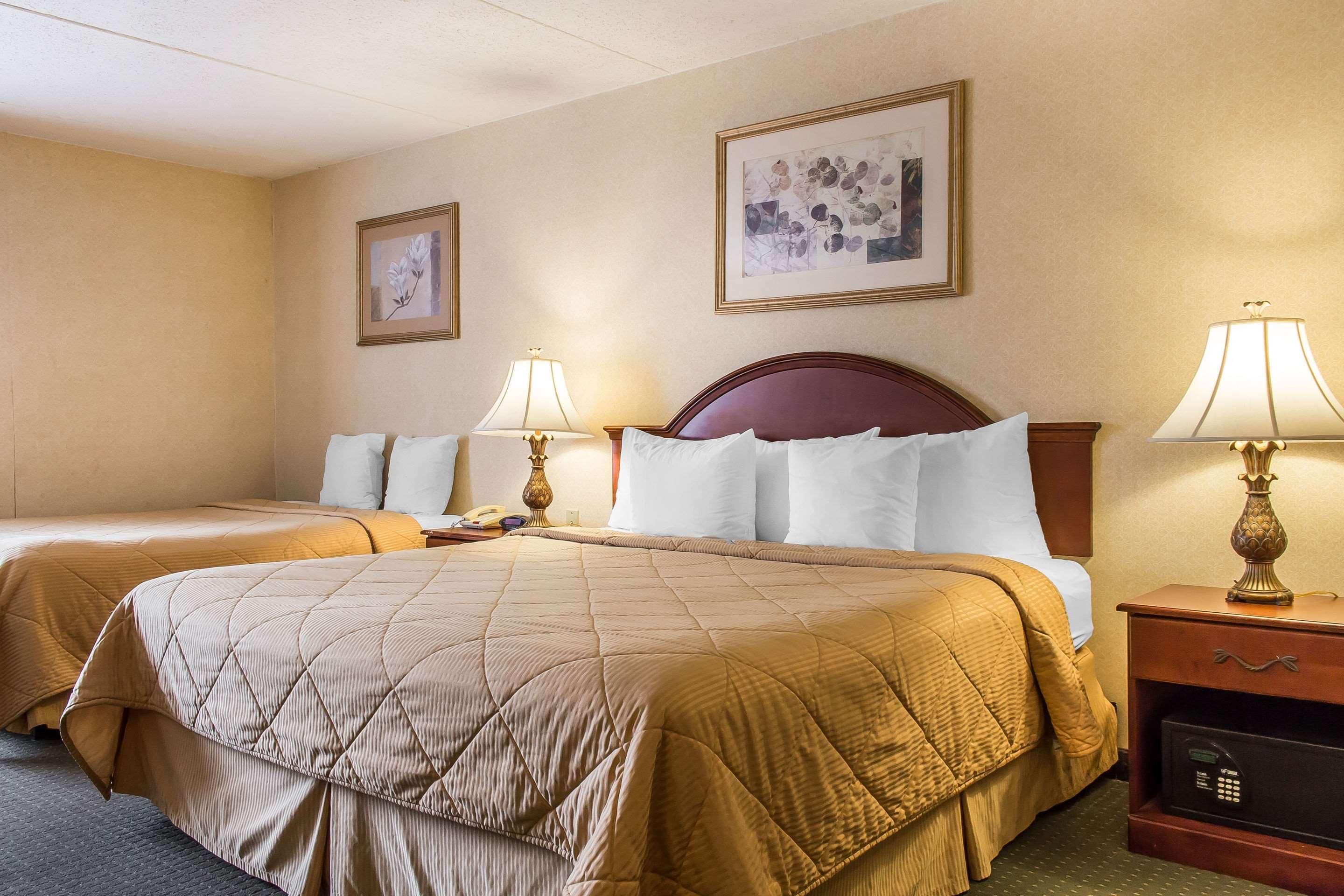 Quality Inn Hackettstown - Long Valley Buitenkant foto