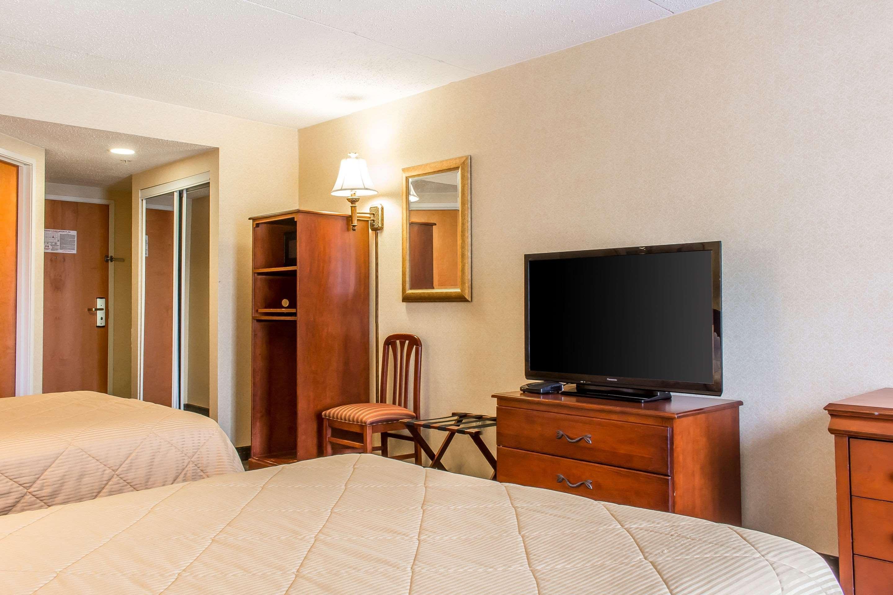 Quality Inn Hackettstown - Long Valley Buitenkant foto